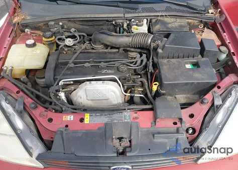 2000 Ford Focus Zx3 z USA, uszkodzony, nr VIN 3FAFP313XYR251996